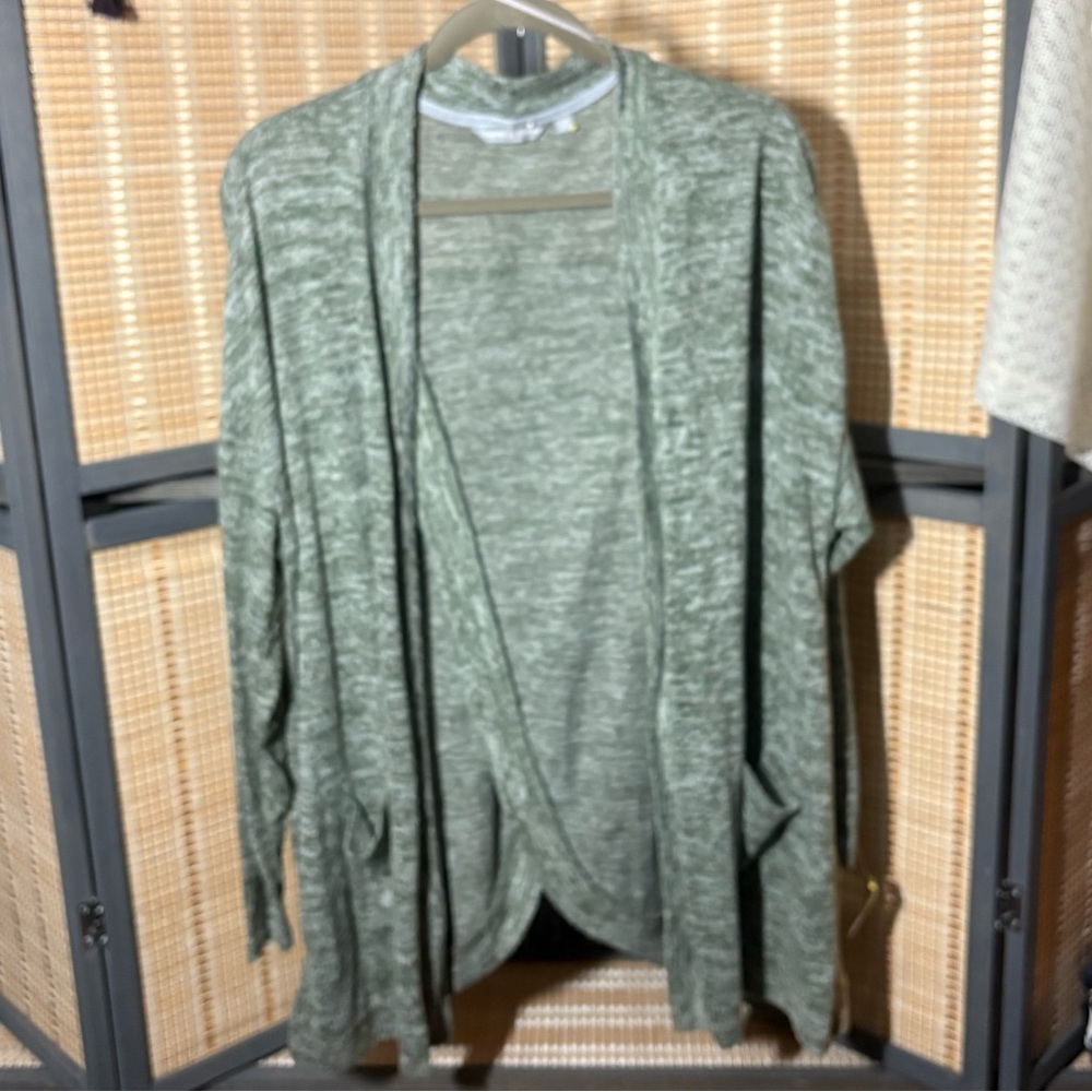 Harmony & Balance Heather Hunter Green Open Cardigan